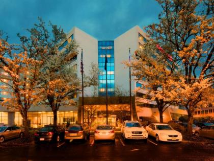 Embassy Suites by Hilton Portland Washington Square - image 15