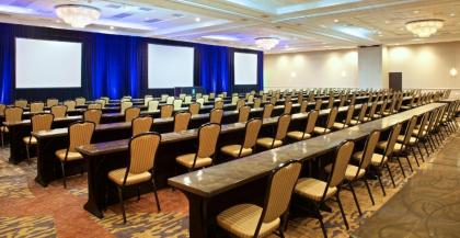 Embassy Suites by Hilton Portland Washington Square - image 19