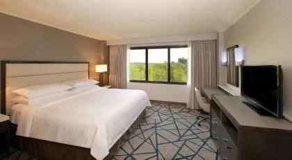 Embassy Suites by Hilton Portland Washington Square - image 3