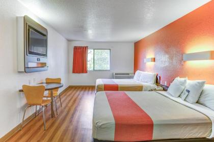 Motel 6-Portland OR - Tigard West - image 9