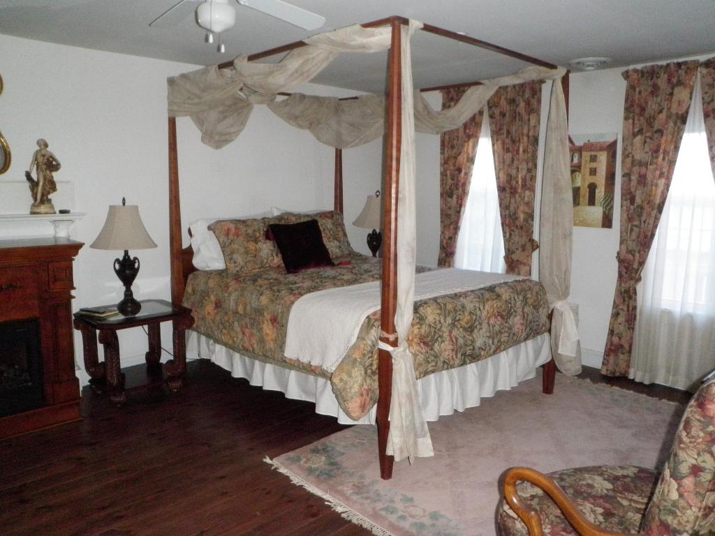 The Tilton Inn - image 2