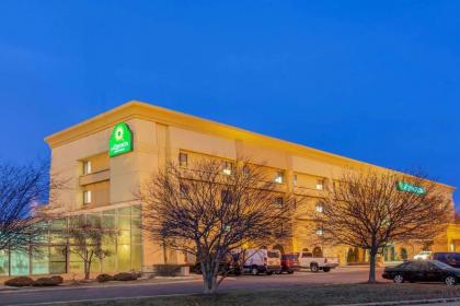La Quinta by Wyndham Chicago Tinley Park - image 2