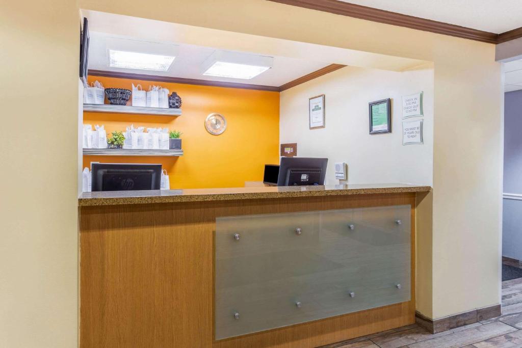 La Quinta by Wyndham Chicago Tinley Park - image 4