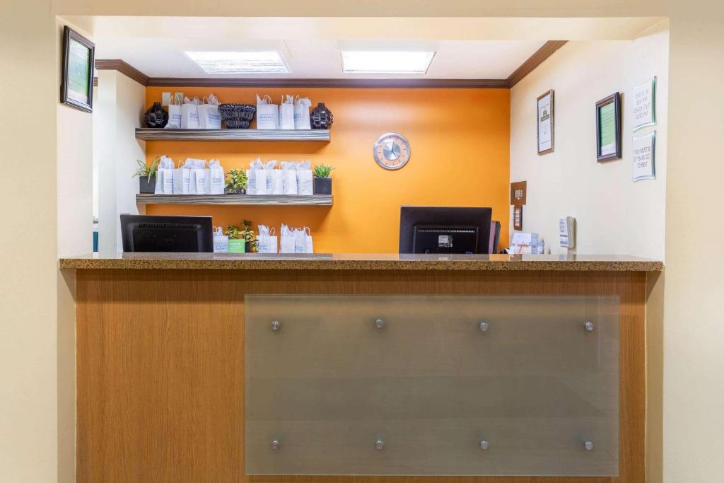 La Quinta by Wyndham Chicago Tinley Park - image 6