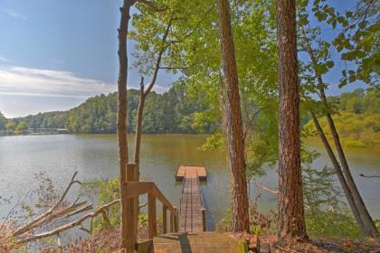 Pet Friendly toccoa Home with Deck and Lake Access toccoa Georgia