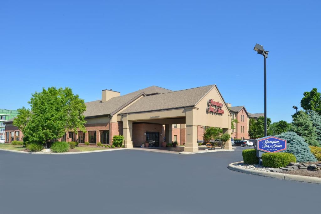 Hampton Inn & Suites Toledo - North - main image
