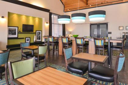 Hampton Inn & Suites Toledo - North - image 14