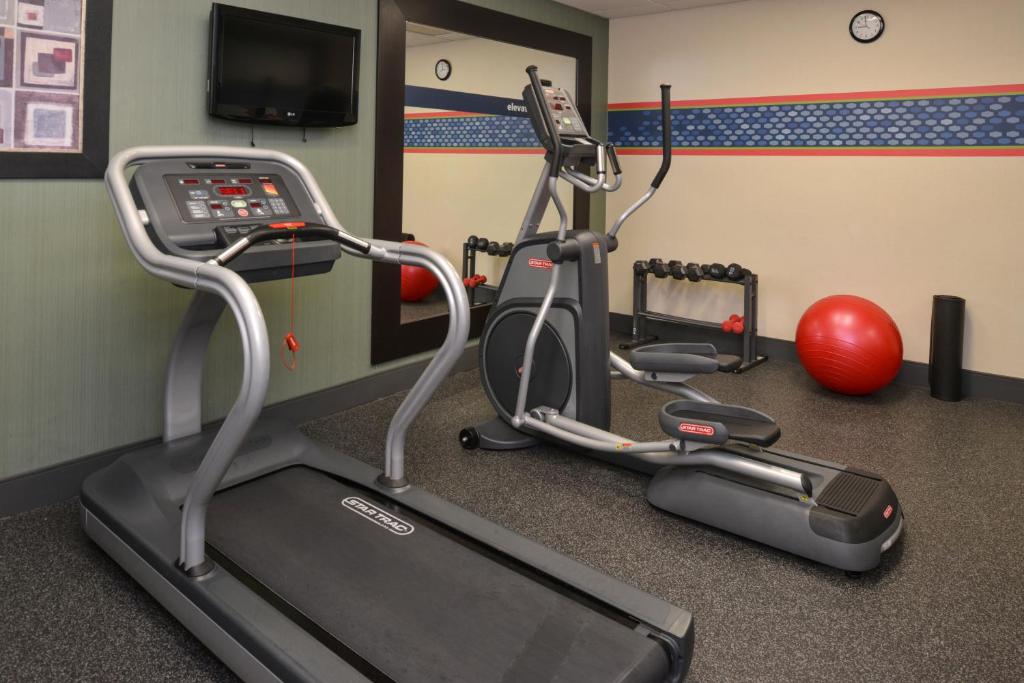 Hampton Inn & Suites Toledo - North - image 2