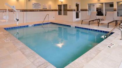 Courtyard by Marriott Toledo North - image 2