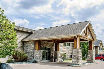 Rodeway Inn & Suites Tomahawk - image 11