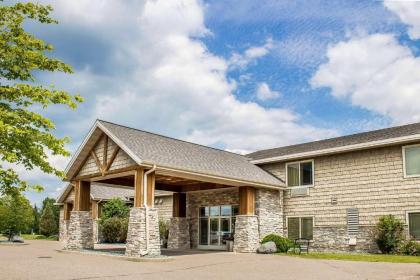 Rodeway Inn & Suites Tomahawk - image 14