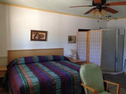 SageBrush Inn - image 4