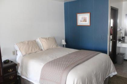 Jim Butler Inn & Suites - image 11