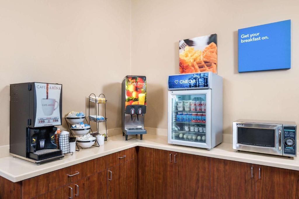 Comfort Inn Tonopah - image 5