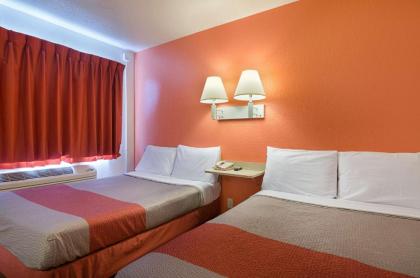 Motel 6-Topeka KS - Northwest - image 12
