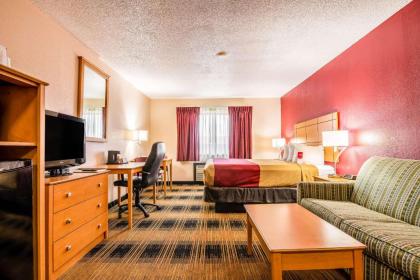 Econo Lodge Topeka