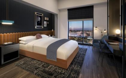 Cyrus Hotel