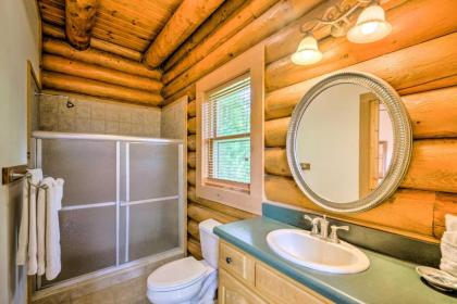 Topton Cabin with Hot Tub 2 Decks Lake and Mtn Views - image 10