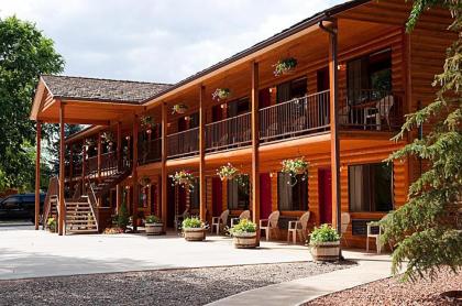 Austin's Chuckwagon Motel - image 2