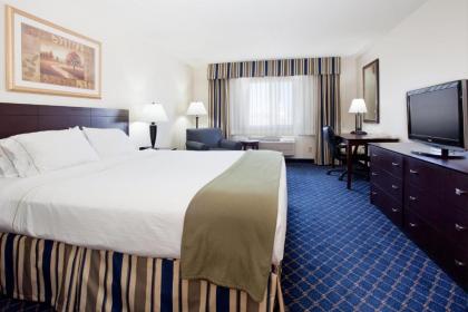 Holiday Inn Express Hotel & Suites Torrington an IHG Hotel - image 14