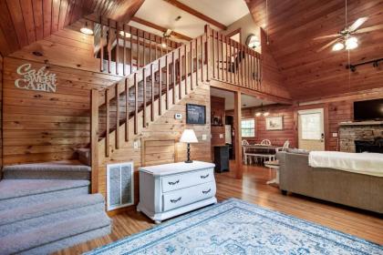 Laurel Valley Charmer with Grill and Golf Course Access - image 12