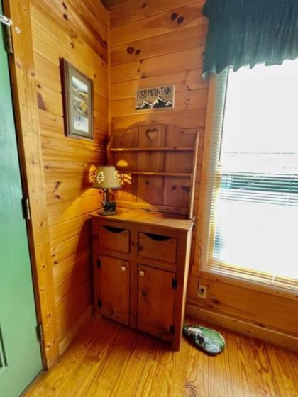 Cedar Knob - Log cabin in Townsend TN - image 10