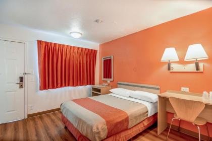 Motel 6-Tracy CA - image 11