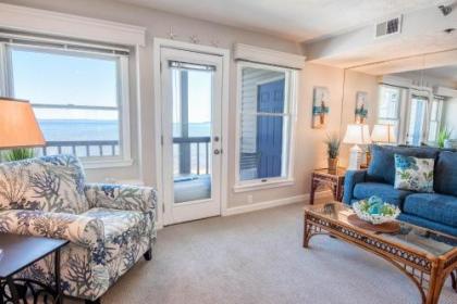 203 North Shore Inn
