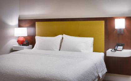 Hampton Inn Tremonton - image 13