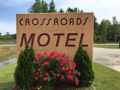 Cross Road Motel - image 9