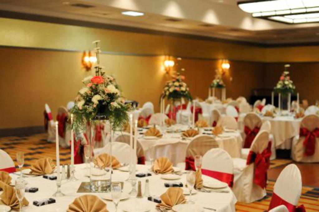 Radisson Hotel Philadelphia Northeast - image 3