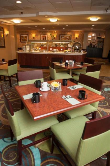 Radisson Hotel Philadelphia Northeast - image 8