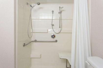 Ramada by Wyndham Triangle/Quantico - image 21