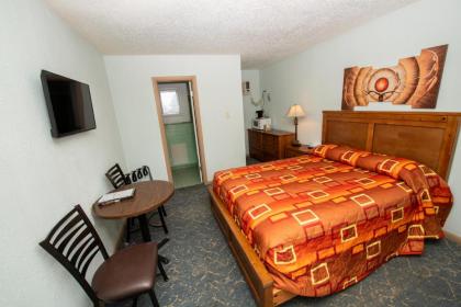 Tower 64 Motel & RV - image 12
