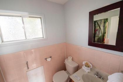 Tower 64 Motel & RV - image 13
