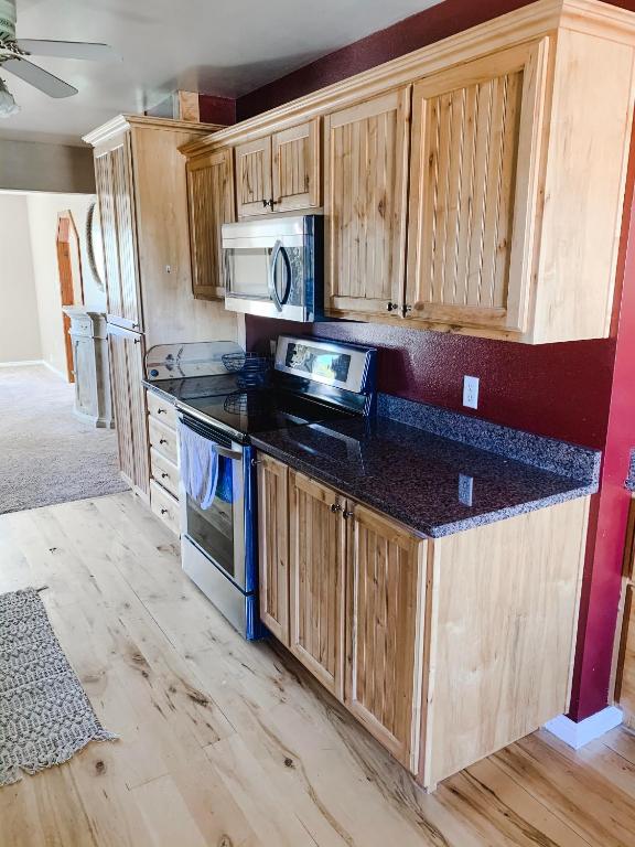 Bryce Countryside Residence - image 2