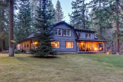 Riverwood Lodge  Guest House trout Lake