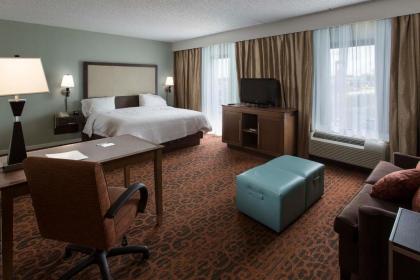 Hampton Inn Troy - image 21