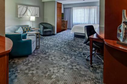 Courtyard by Marriott Troy - image 5