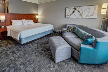 Courtyard by Marriott Troy - image 7