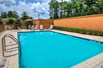 Courtyard by Marriott Troy - image 9