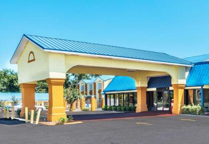 Days Inn by Wyndham troy troy Alabama