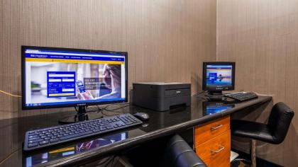 Best Western Troy Hotel - image 6
