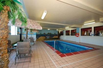 Super 8 by Wyndham Troy IL/St. Louis Area - image 14