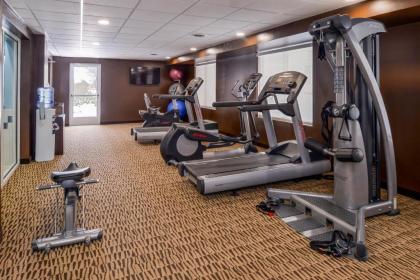 Fairfield Inn and Suites by Marriott Dayton Troy - image 13