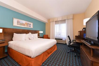 Fairfield Inn and Suites by Marriott Dayton Troy - image 6