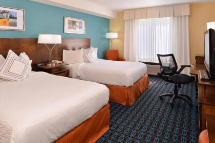 Fairfield Inn and Suites by Marriott Dayton Troy - image 7