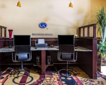 Comfort Suites Troy - image 15
