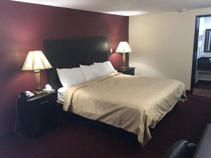 Super 9 Motel Troy - image 10