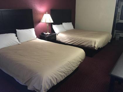 Super 9 Motel Troy - image 3